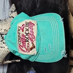 Country Cutie With A Rockin’ Booty Hat